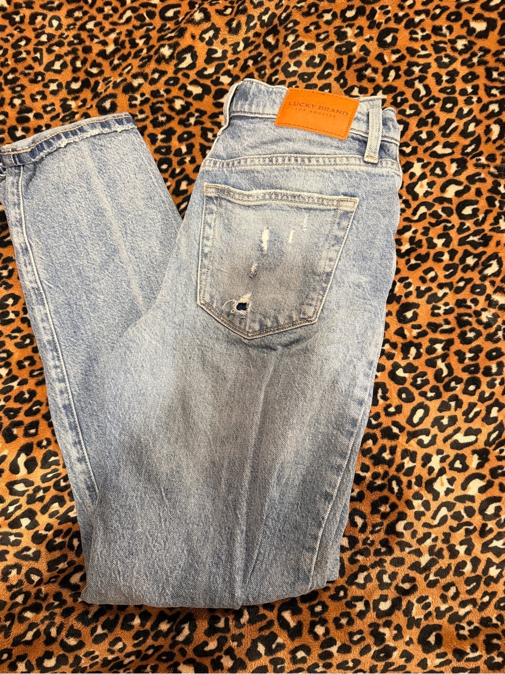 Lucky Brand Light Wash High-Rise Straight Jeans